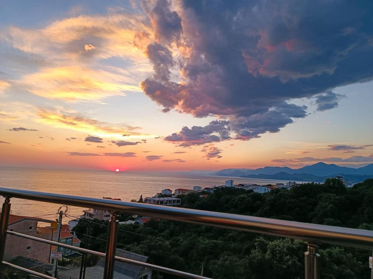 Carefree Apartments Ülgün Dış mekan fotoğraf