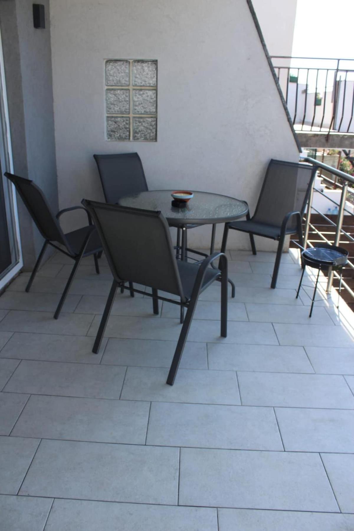 Carefree Apartments Ülgün Dış mekan fotoğraf